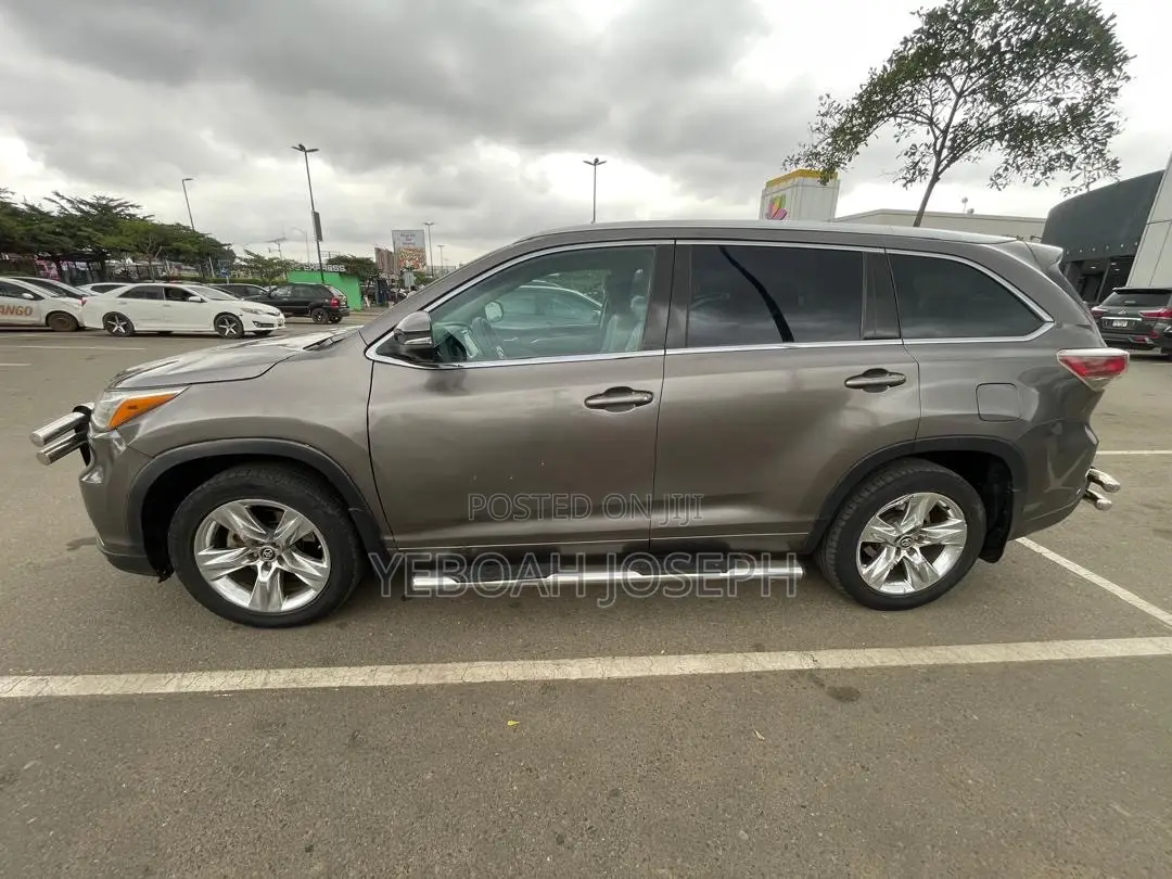 Toyota Highlander Limited V6 4x4 (3.5L 6cyl 6A) 2016 Gray