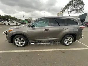 Toyota Highlander Limited V6 4x4 (3.5L 6cyl 6A) 2016 Gray