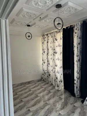 4bdrm House in Ahodwo Sokoban, Kumasi Metropolitan for rent