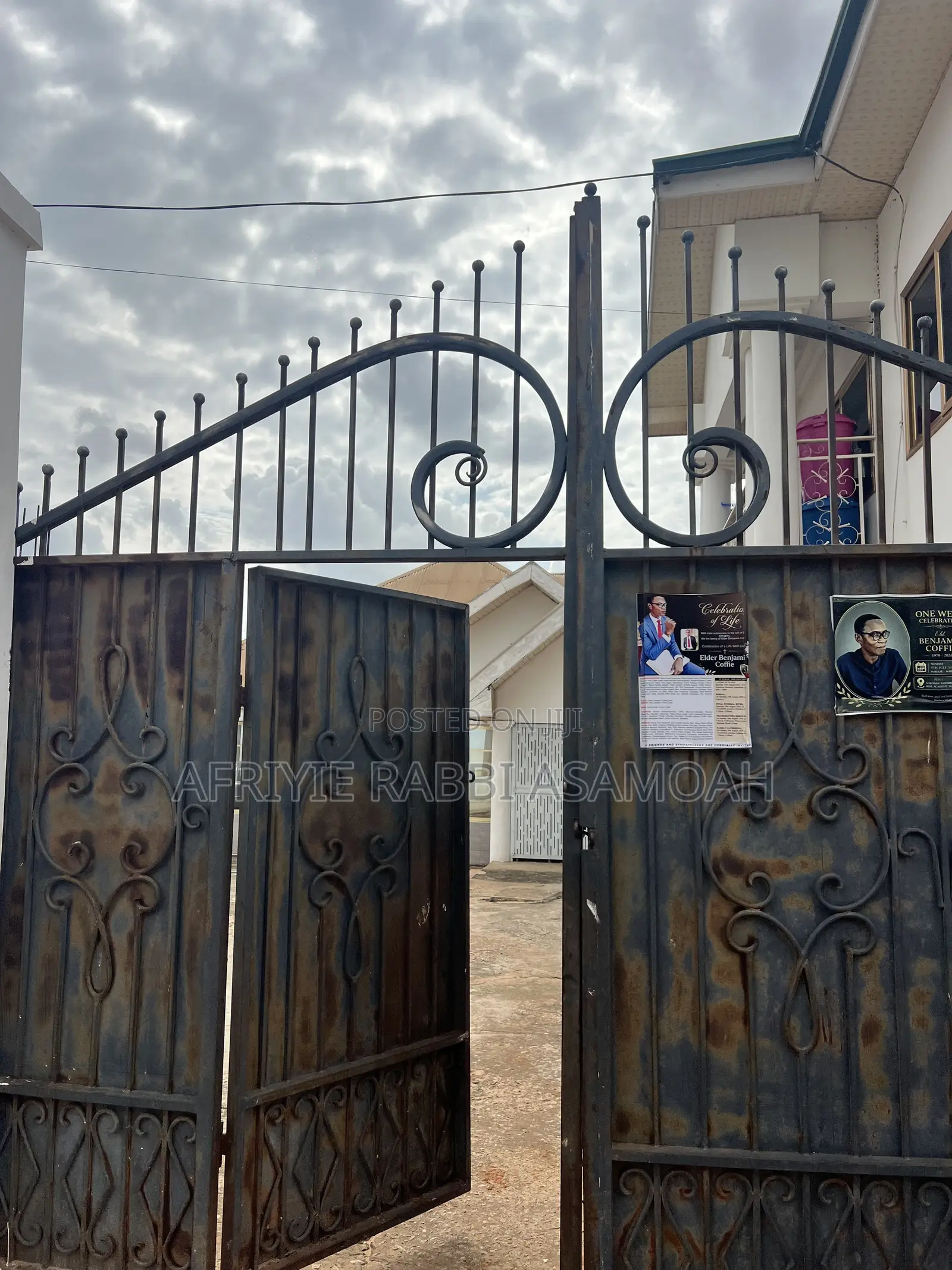 4bdrm House in Ahodwo Sokoban, Kumasi Metropolitan for rent