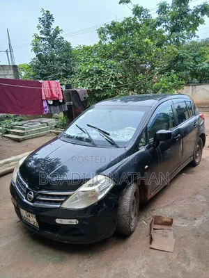 Nissan Tiida 2009 Black