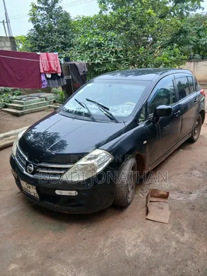 Nissan Tiida 2009 Black