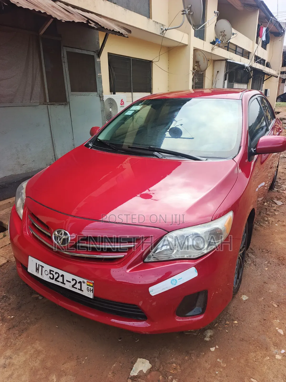 Toyota Corolla LE 4dr Sedan (1.8L 4cyl 4A) 2013 Red