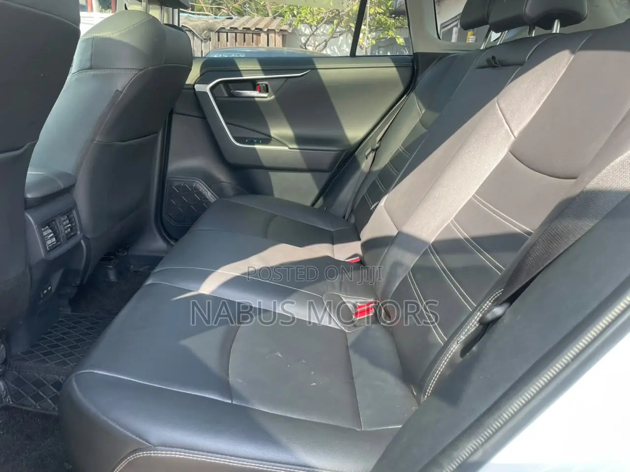 Toyota RAV4 Limited AWD 2024 White