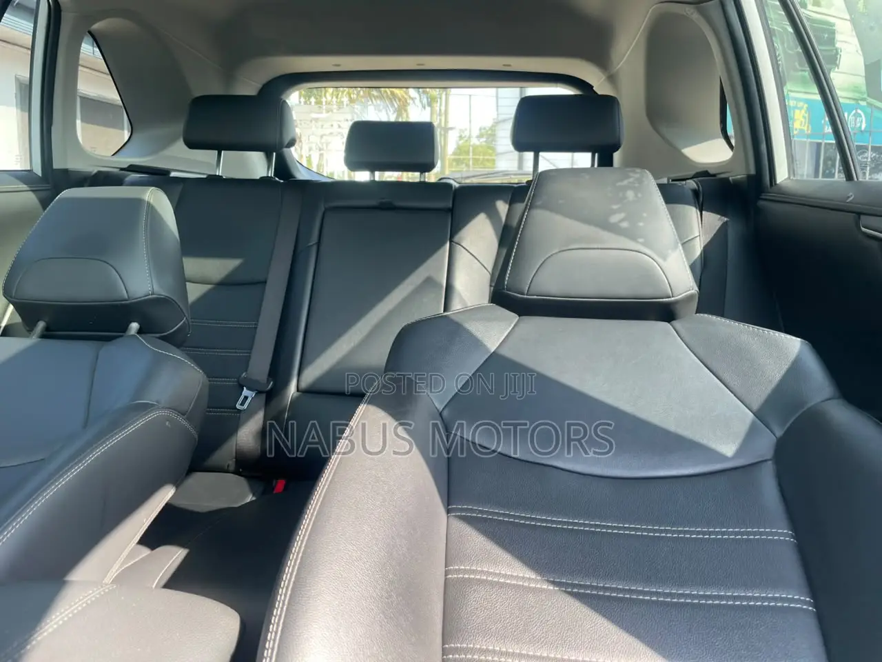 Toyota RAV4 Limited AWD 2024 White
