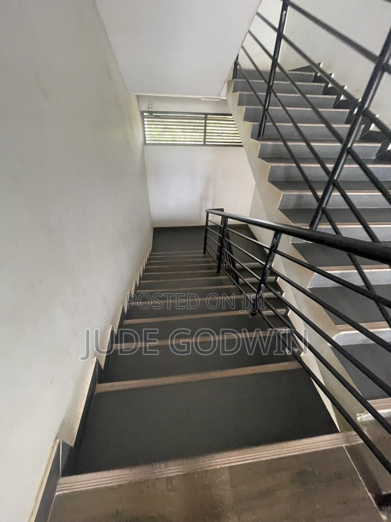 1bdrm Block of Flats in Flower Pot Estate, Airport Residential Area