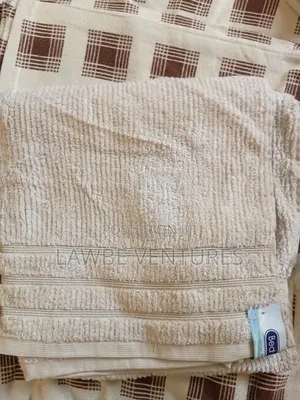 Bath Mats & Towels