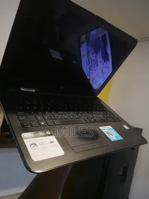 Laptop HP 15 6GB Intel Core i3 HDD 1T