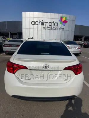 Toyota Corolla SE Special Edition 4dr Sedan (1.8L 4cyl CVT) 2017 White