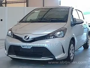 Toyota Vitz 2014 Gray