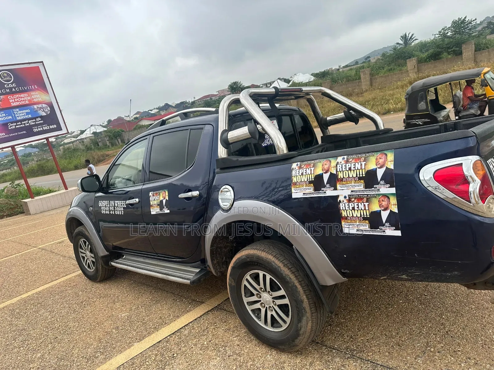 Mitsubishi L200 2015 Blue