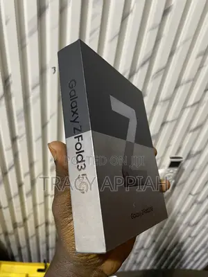 New Samsung Galaxy Z Fold3 5G 256 GB Black