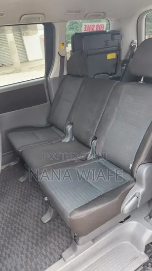 Toyota Voxy 2012 Black