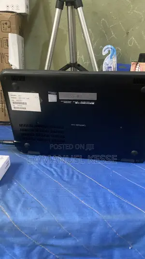 Laptop Dell Latitude 3190 4GB Intel Celeron SSD 128GB