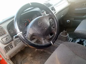 Nissan Xterra Automatic 2001 Red