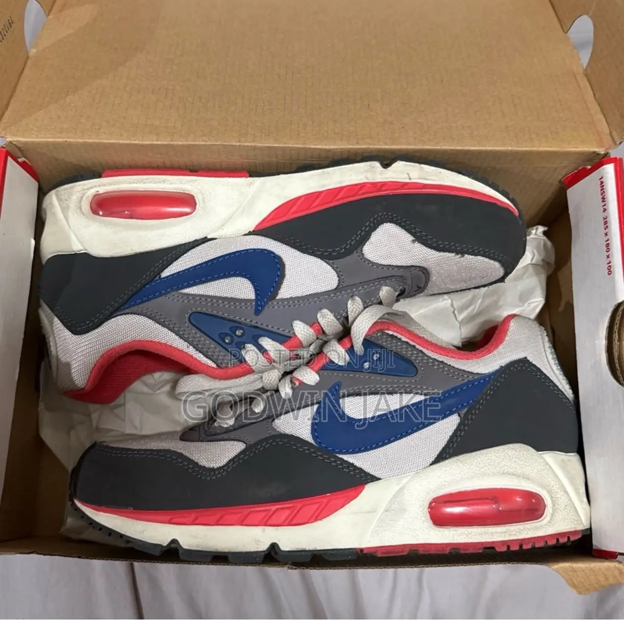 Nike Air Max IVO Sneakers - Unisex