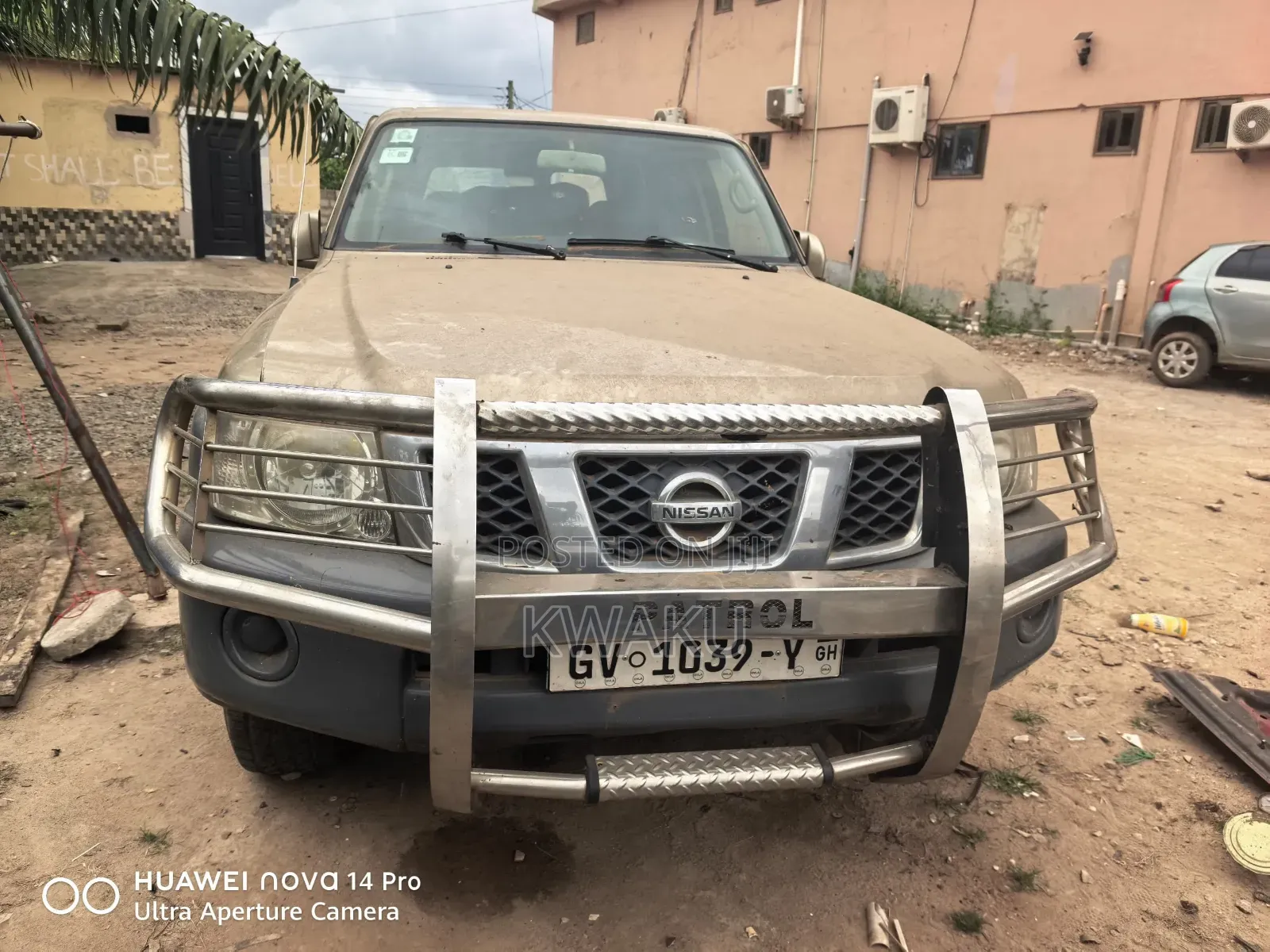 Nissan Patrol 2008 Gold