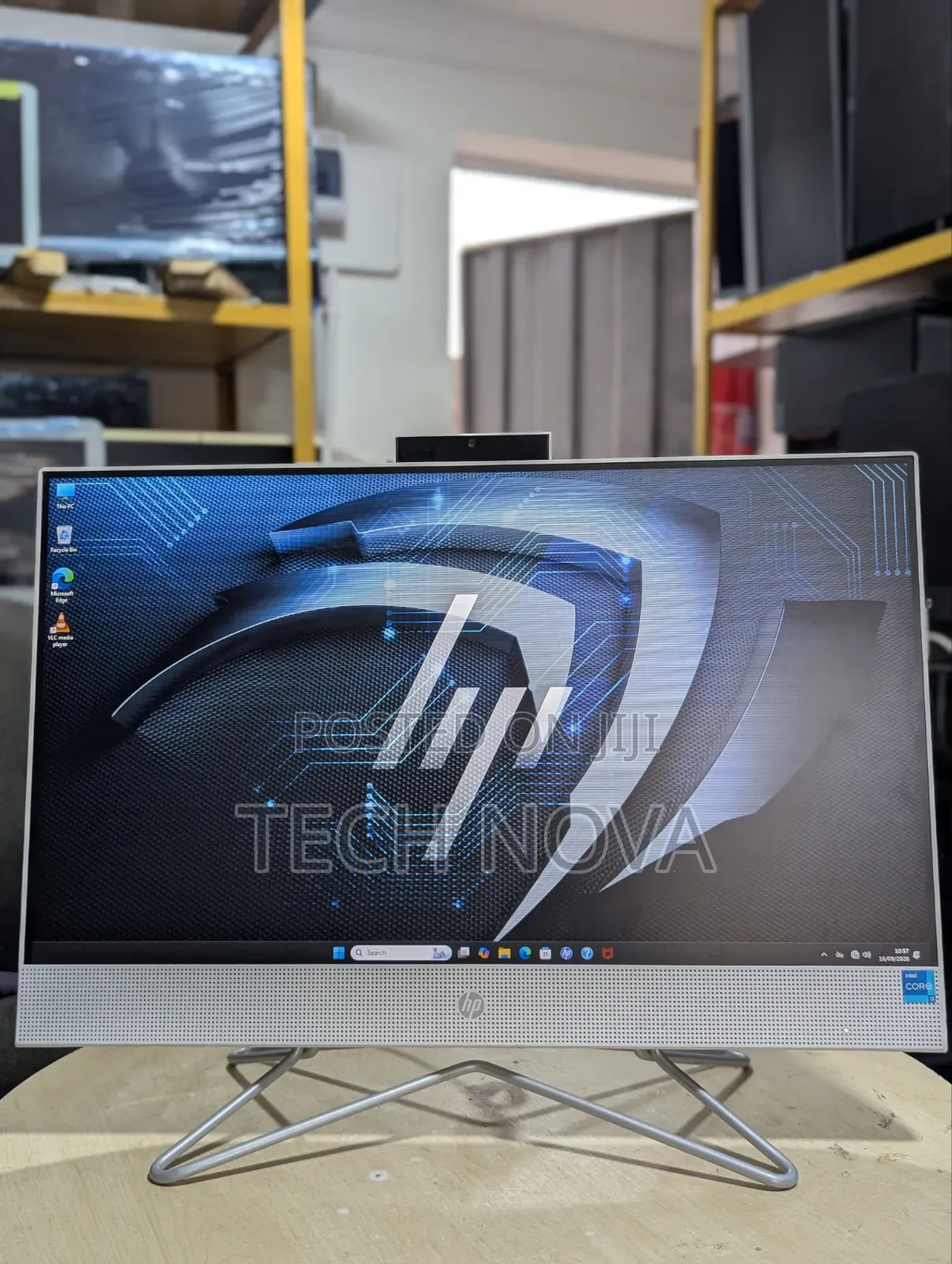 Desktop Computer HP 200 G4 22 All-in-One 16GB Intel Core i5 SSD 512GB