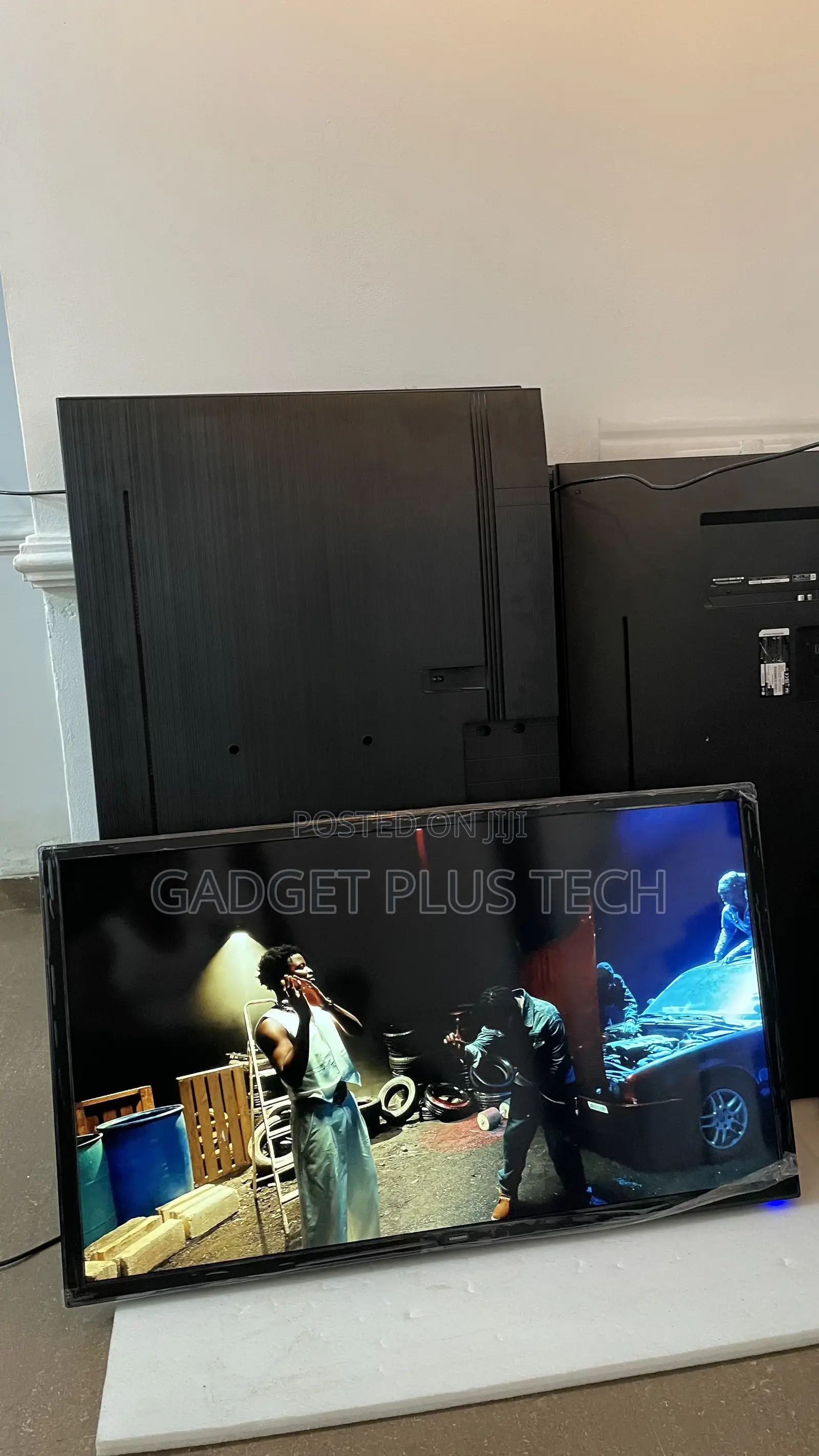 New No Box 50” Samsung Andriod Smart TV From China