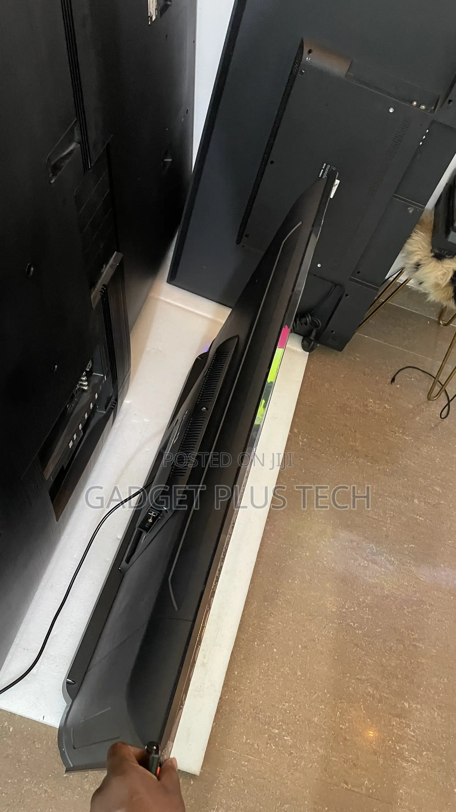 New No Box 50” Samsung Andriod Smart TV From China