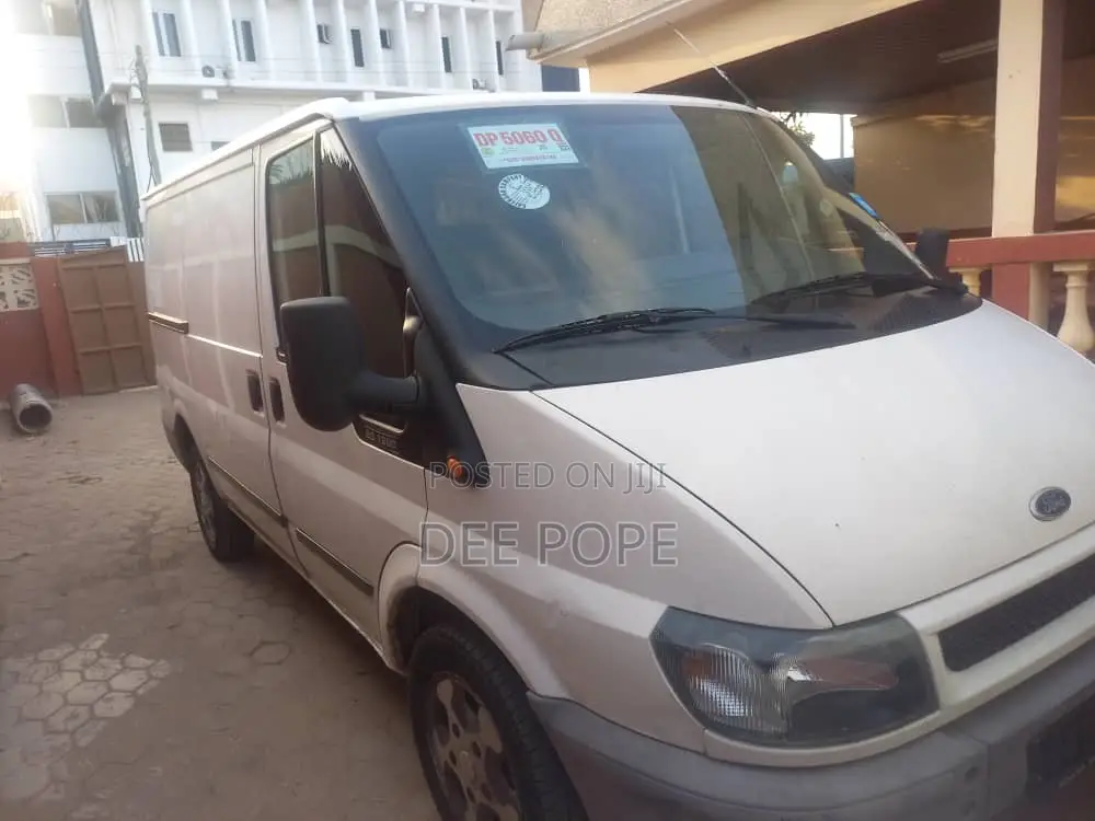 Ford Transit 2005 White