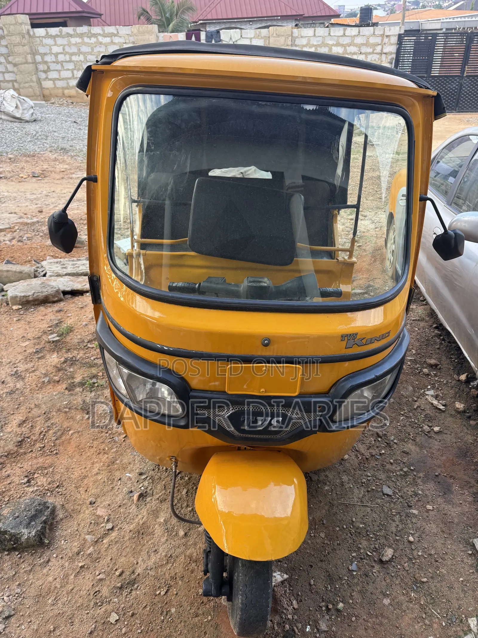 TVS King Deluxe Plus iTouch Start 2024 Yellow