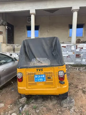 TVS King Deluxe Plus iTouch Start 2024 Yellow
