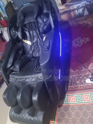 Discovery Multifunctional Massage Chair