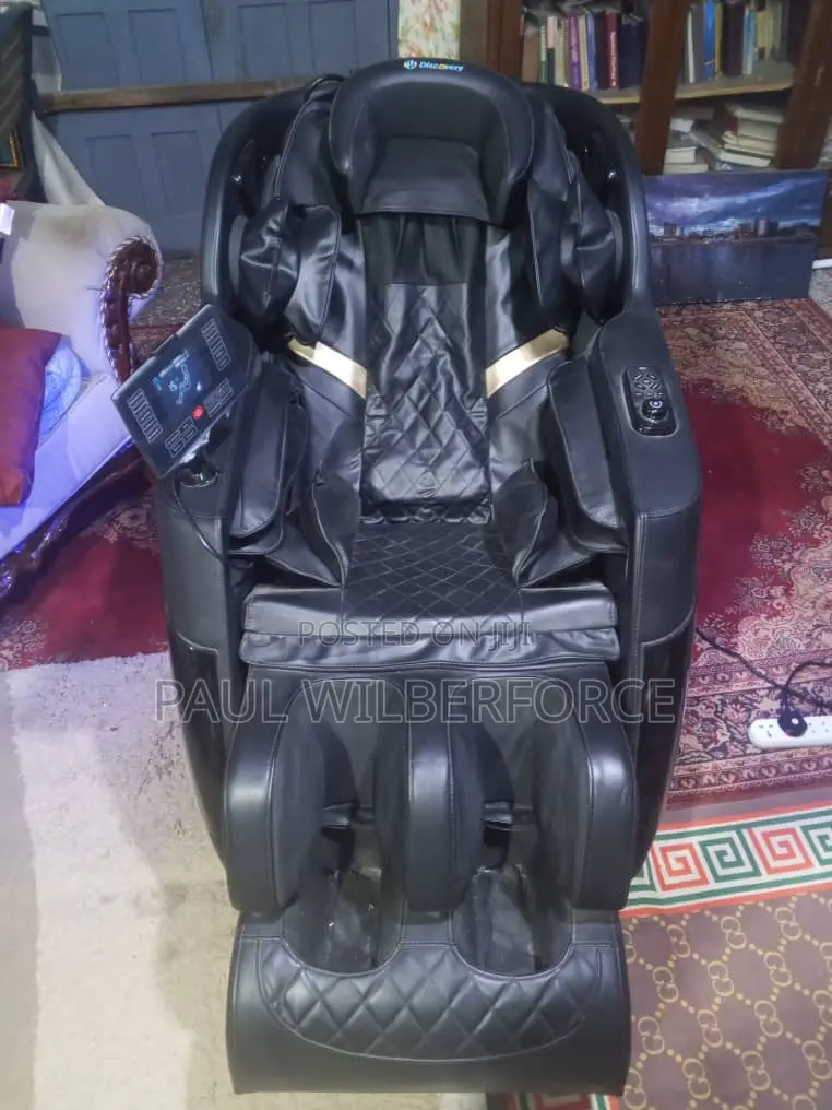 Discovery Multifunctional Massage Chair