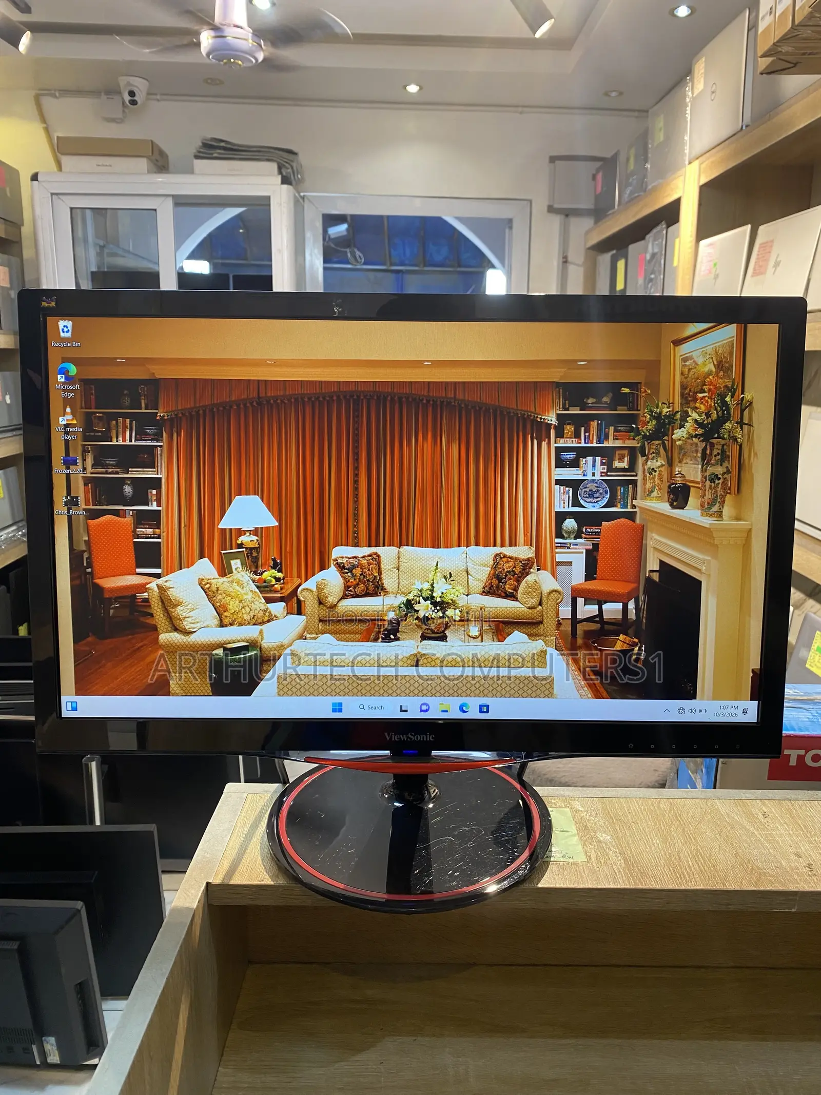 Brand New Viewsonic Monitor 24 Inches