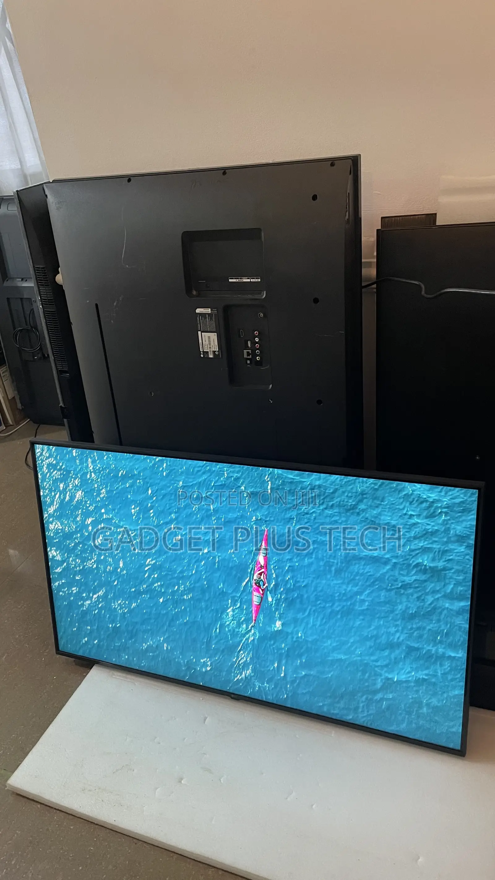 2024 50” LG ThinQ Ai 4K UHD Smart TV