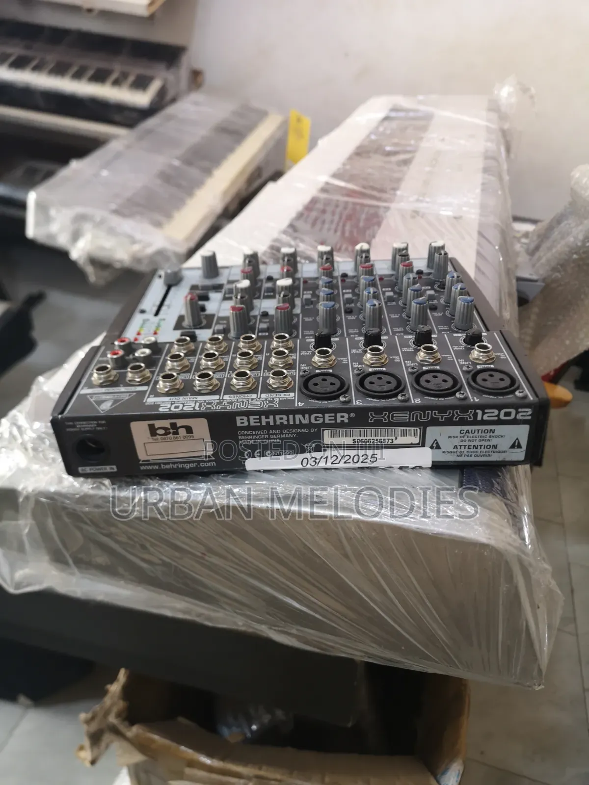 Behringer Xenyx 1202 Compact Audio Mixer