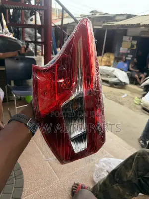 2016,2017,2018,2019 Taillightbfor Nissan Sentra