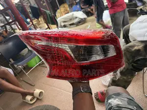 2016,2017,2018,2019 Taillightbfor Nissan Sentra