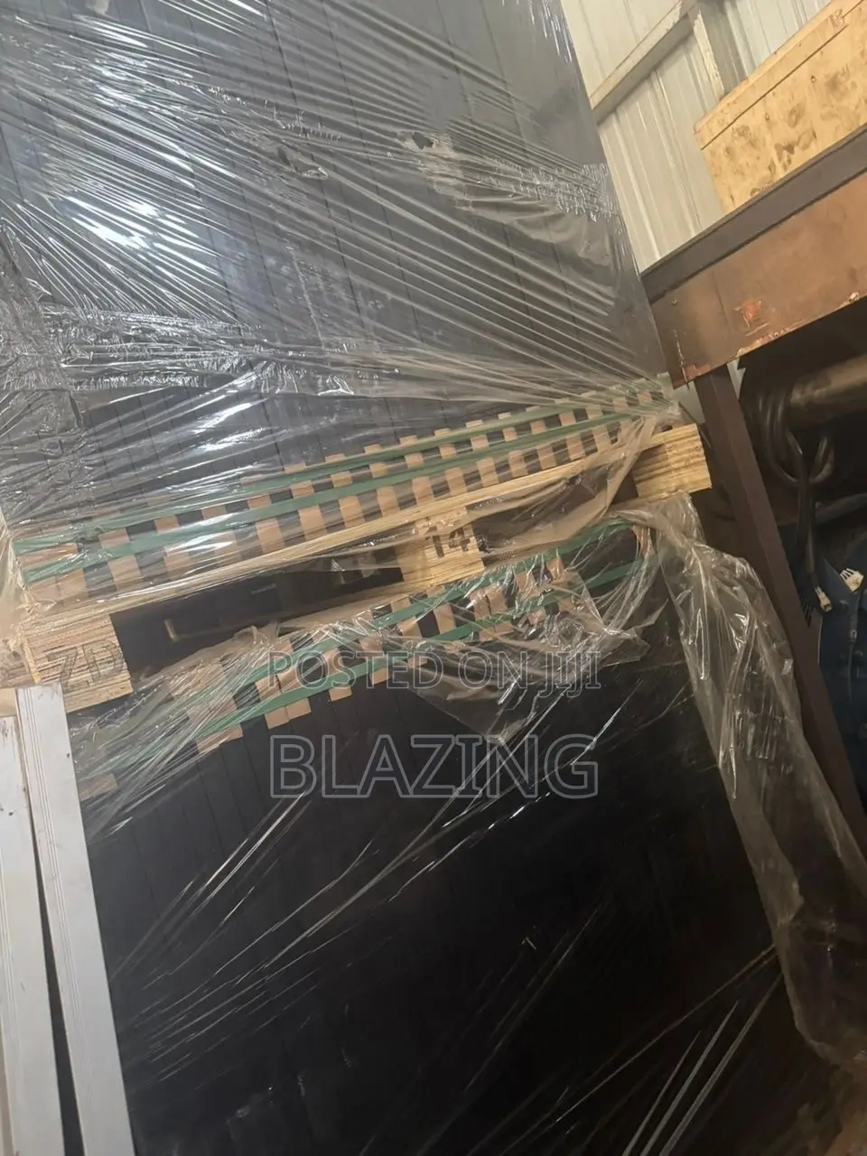 450W Solar Panels