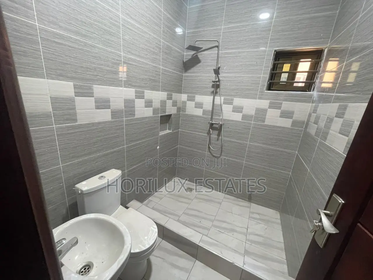 2bdrm Apartment in Ablekuma for rent