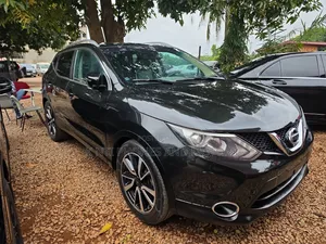 Nissan Qashqai 2017 Black