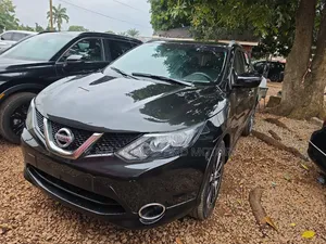 Nissan Qashqai 2017 Black