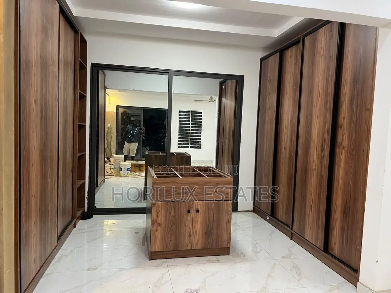 3bdrm Duplex in Amasaman Kutunse for sale