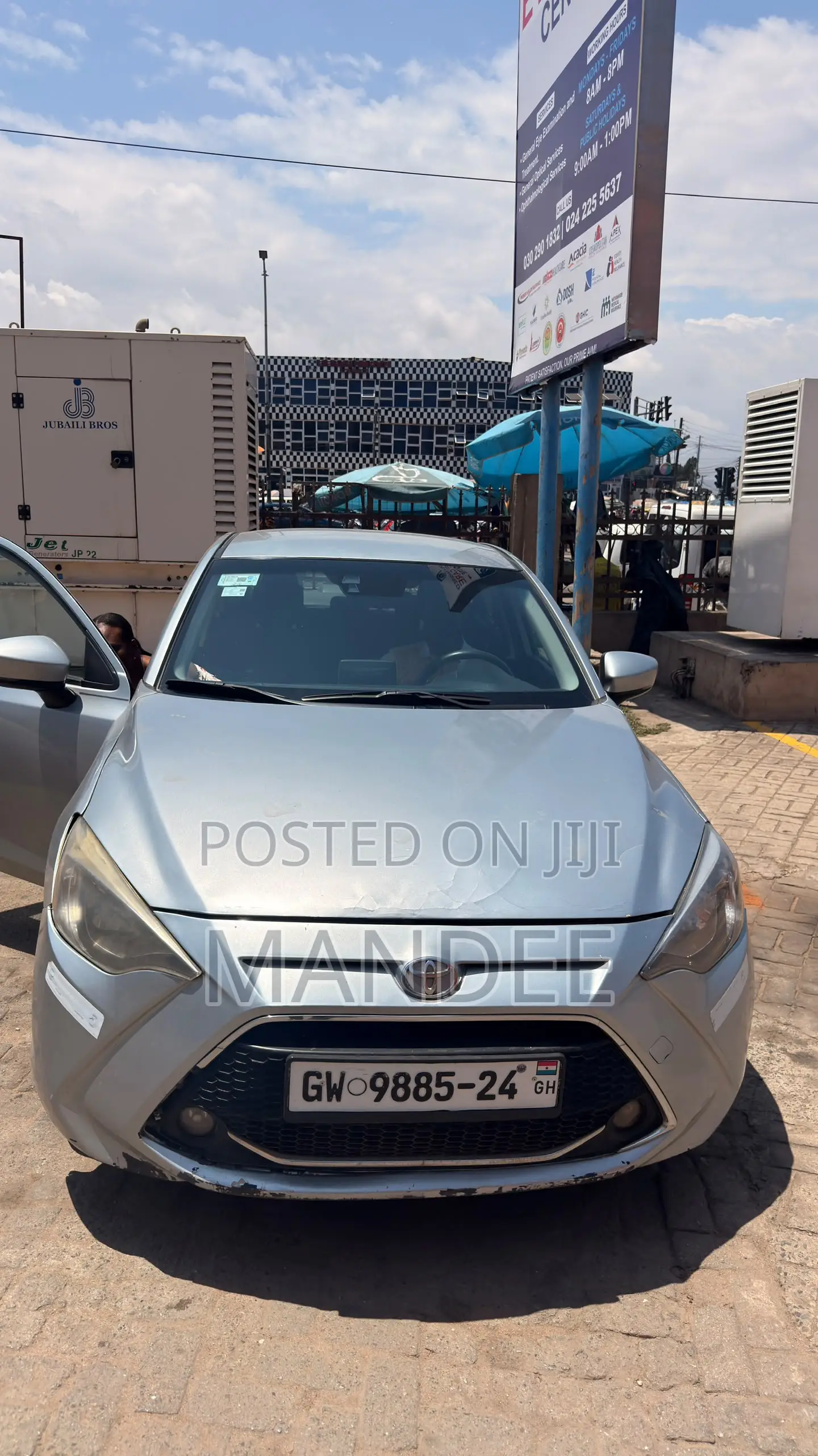 Toyota Yaris 2018 Silver