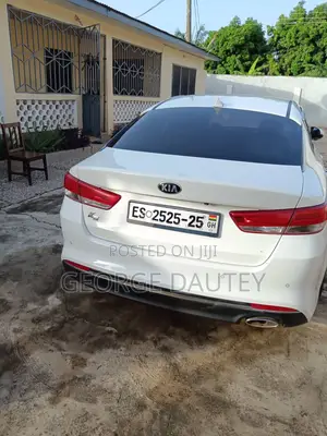Kia K5 2016 White