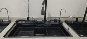 Modern Kicthen Sink With Piano Taps