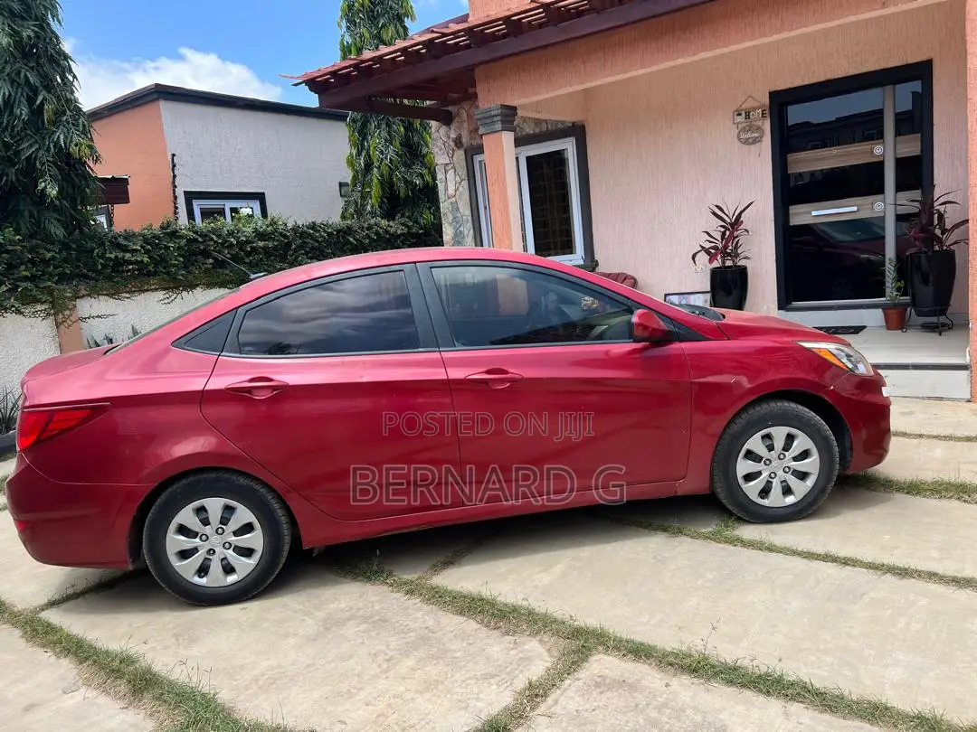 Hyundai Accent 2015 Red
