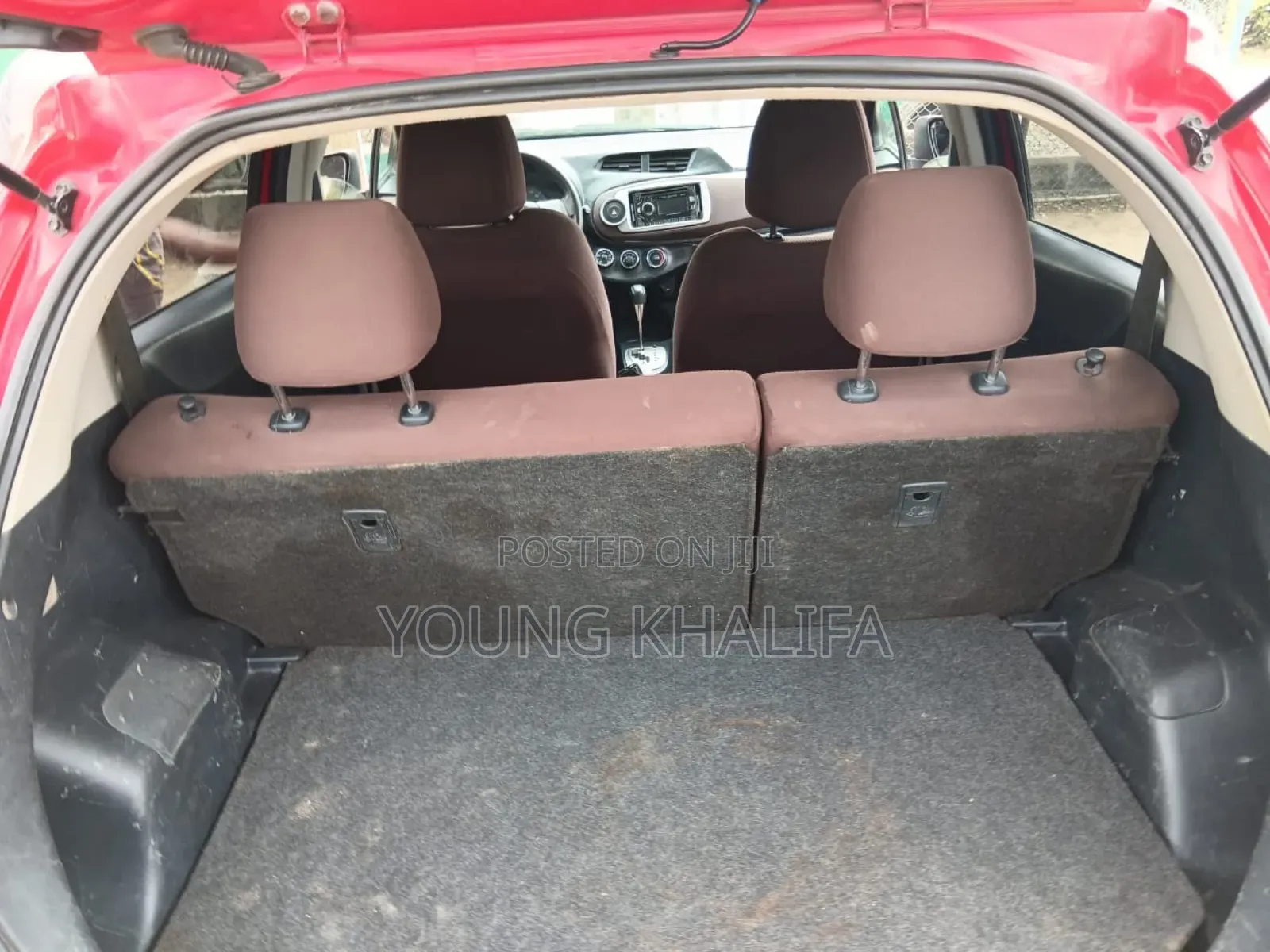 Toyota Vitz 2012 Red