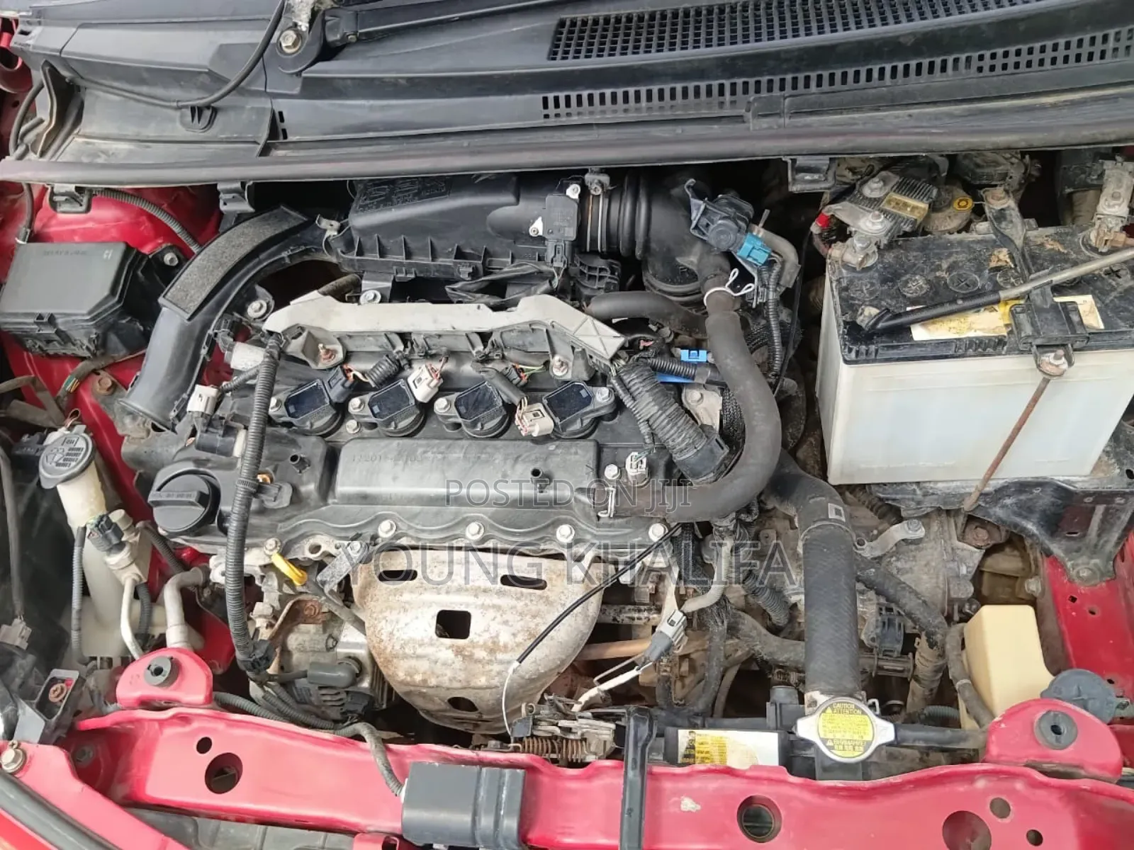 Toyota Vitz 2012 Red