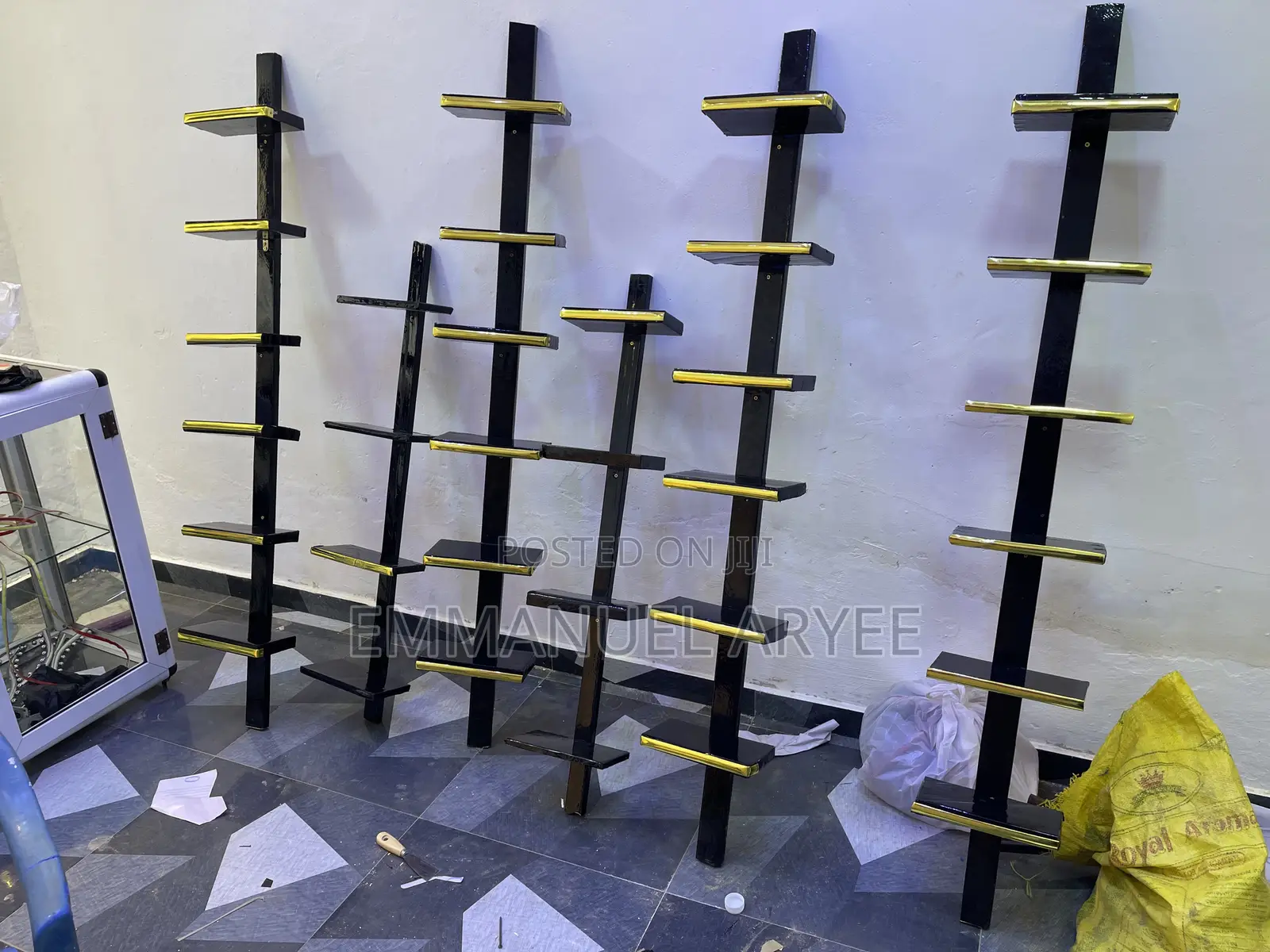 Shoe Shelves for Your Shop and House