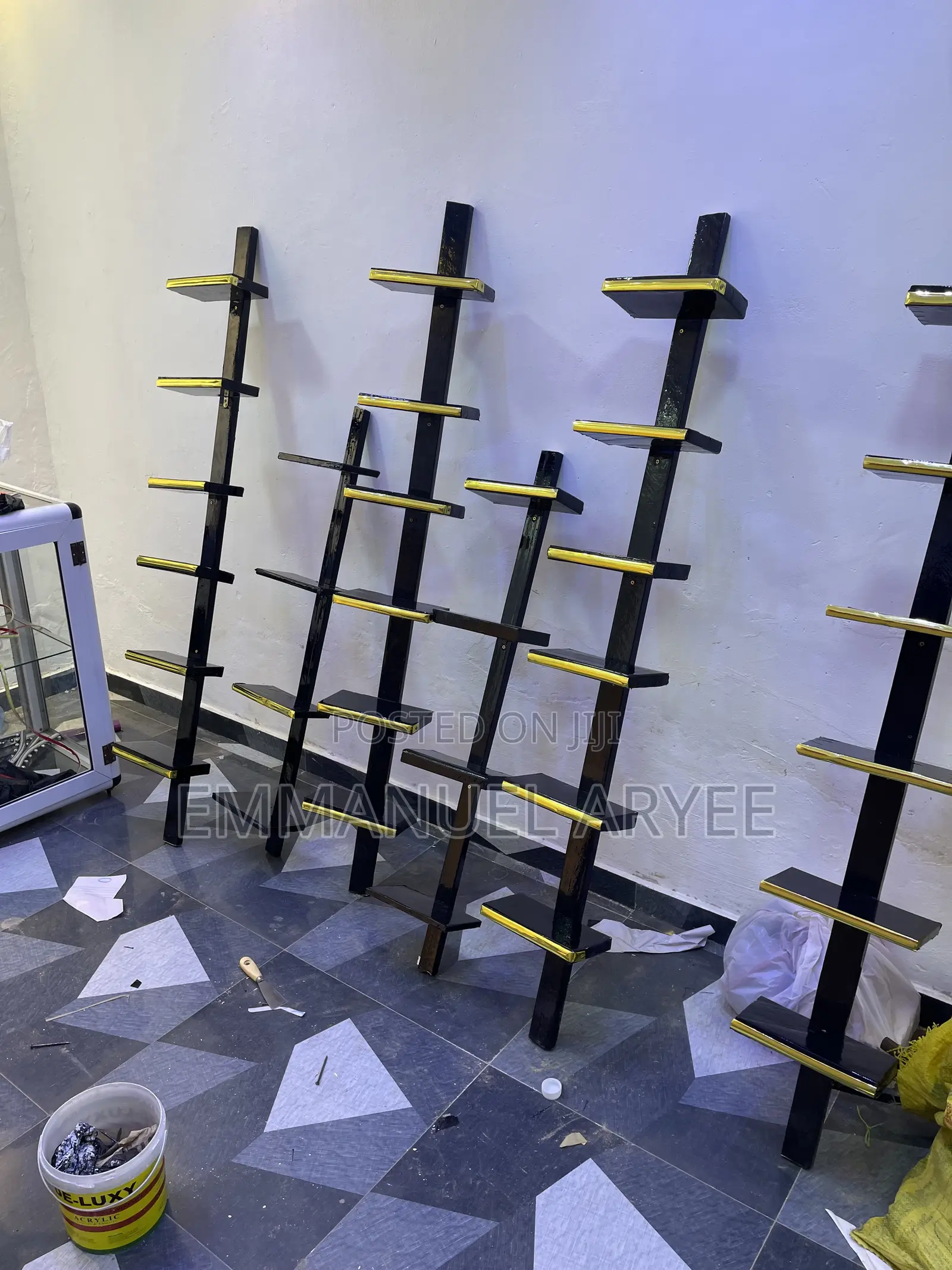Shoe Shelves for Your Shop and House