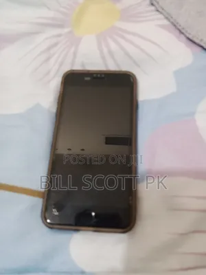 Apple iPhone 8 Plus 64 GB Red