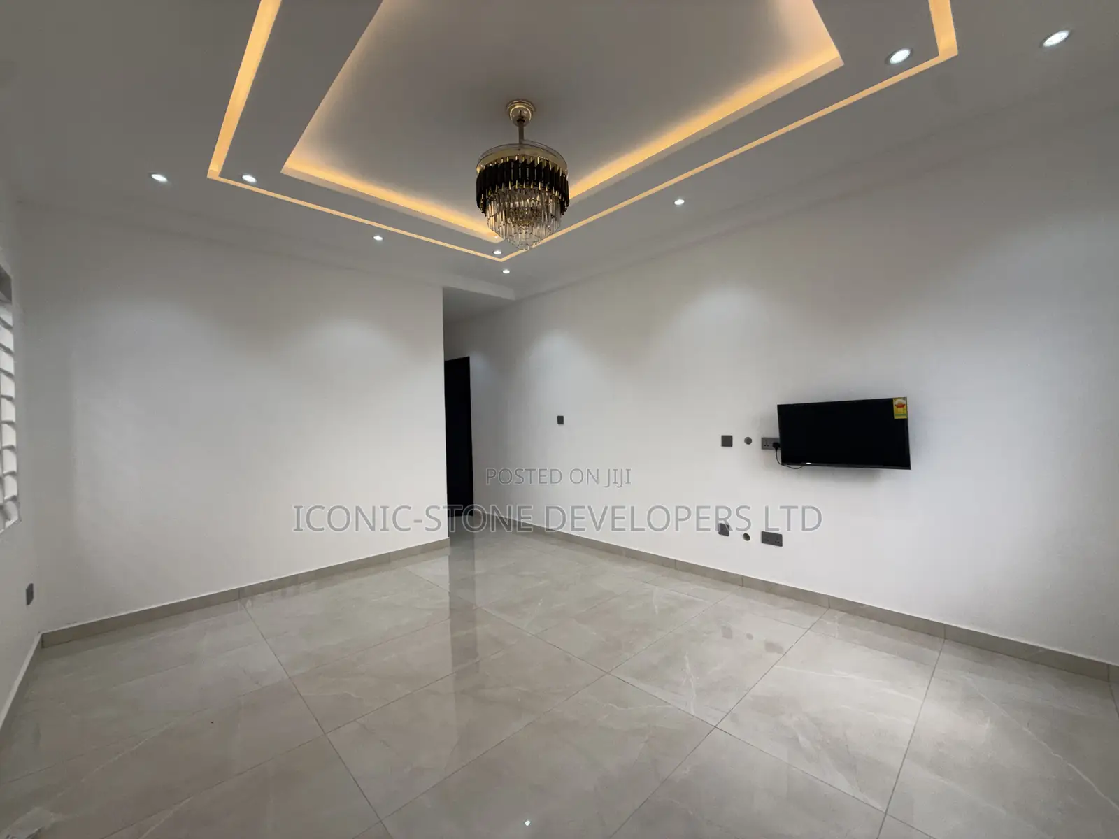 3bdrm House in Adenta Oyarifa Road. for sale