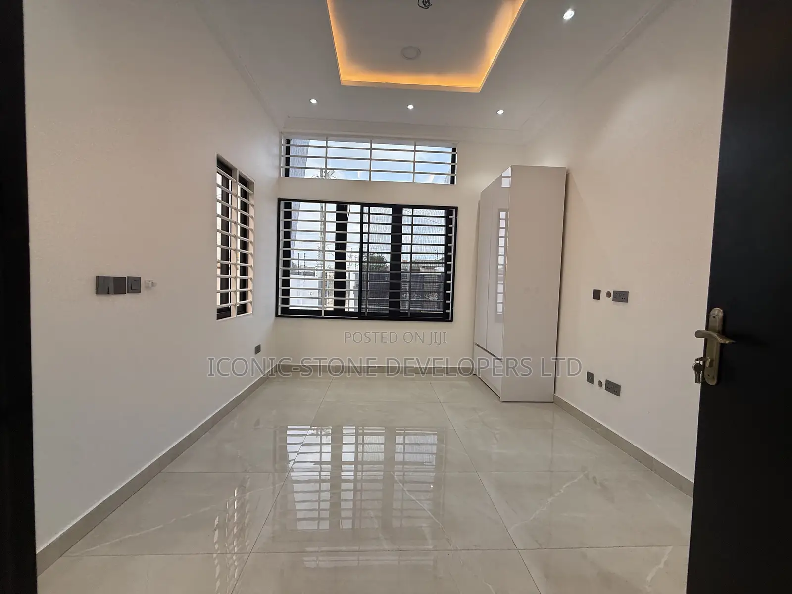 3bdrm House in Adenta Oyarifa Road. for sale